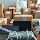 Jak skutecznie pakować elektronikę do przeprowadzki, by uniknąć uszkodzeń i chaosu logistycznego