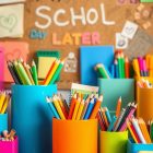 Jak zorganizować przybory szkolne: praktyczne sposoby na porządek i personalizację dla dzieci